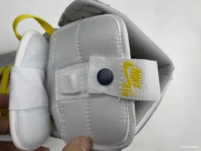 High 1 Air CW6576-100 Light Smoke Jordan Switch 0616